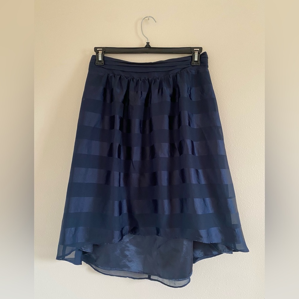 DownEast navy hi-low skirt with striped overlay size M